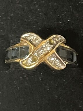 Gold tone with Diamonds and Blue sapphire Crisscross Women's Ring